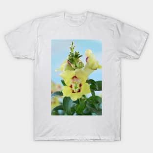 Antirrhinum  &#39;Antirinca Yellow Maroon&#39;  Snapdragon T-Shirt